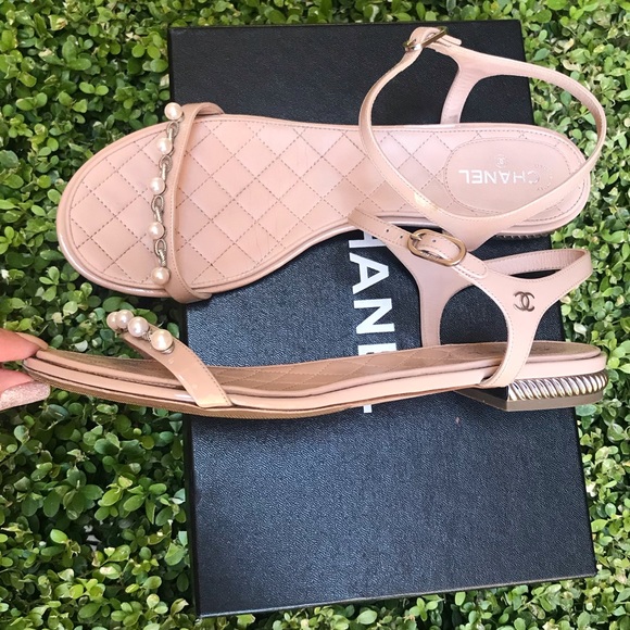 {CHANEL} Pink Patent Calfskin Sandals Size 39.5EUR - Picture 4 of 12